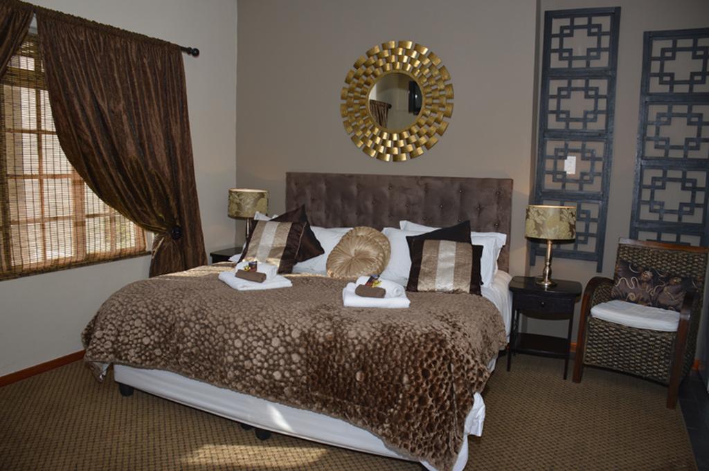 Two Bells Guest House بلومفونتين الغرفة الصورة