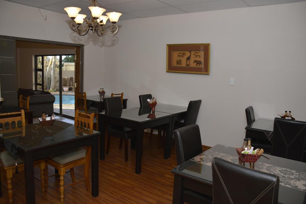 Two Bells Guest House بلومفونتين المظهر الخارجي الصورة