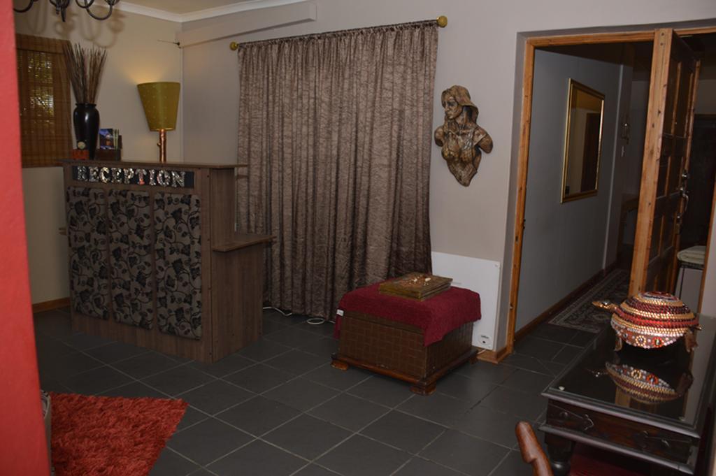Two Bells Guest House بلومفونتين المظهر الخارجي الصورة