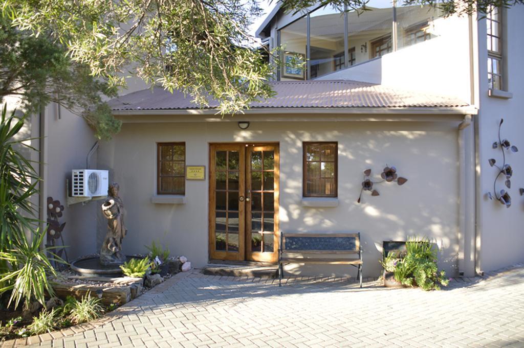 Two Bells Guest House بلومفونتين المظهر الخارجي الصورة