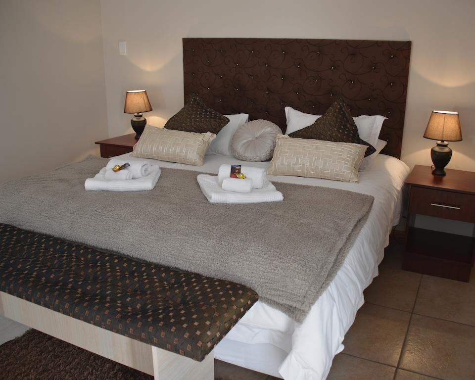 Two Bells Guest House بلومفونتين الغرفة الصورة